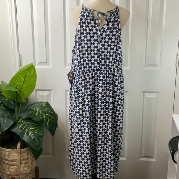 Ava & Viv - Women's Midi Dress Size 2X - Picture 9 of 16